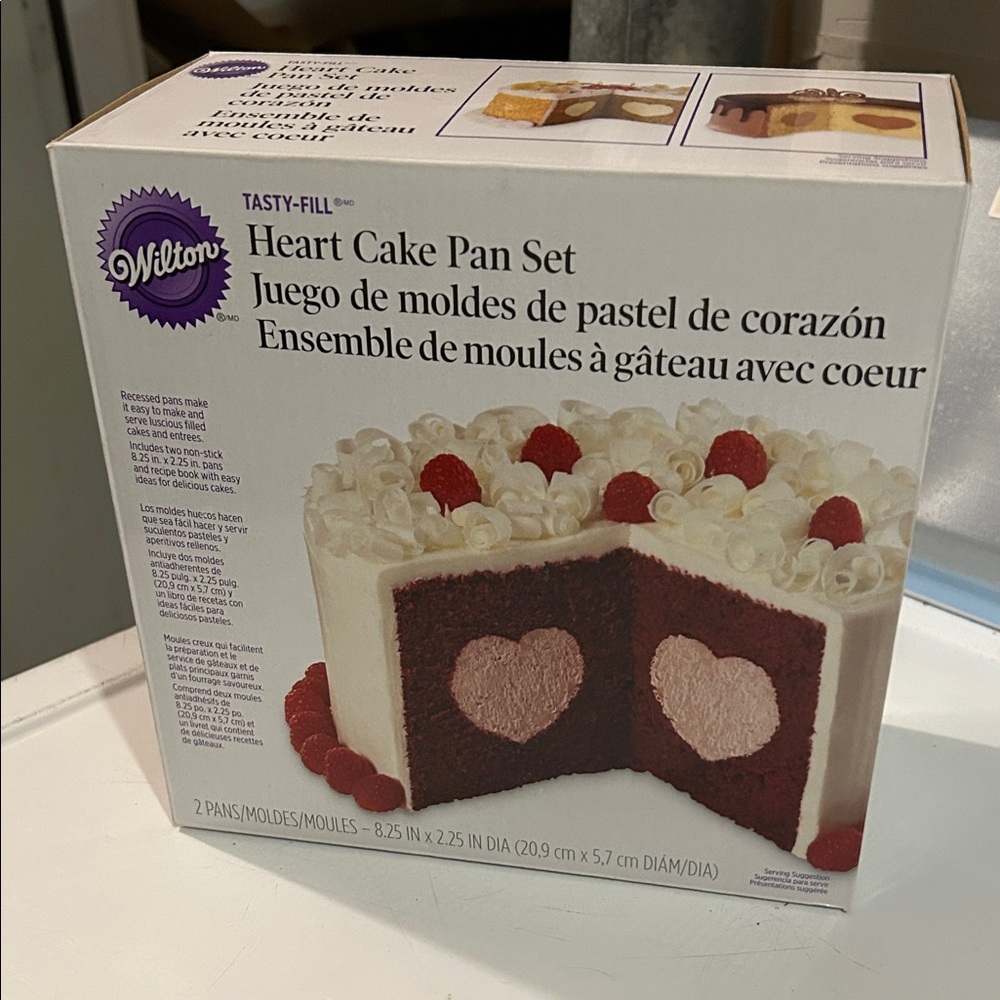 Wilton Tasty-Fill Heart Cake Pan Set New